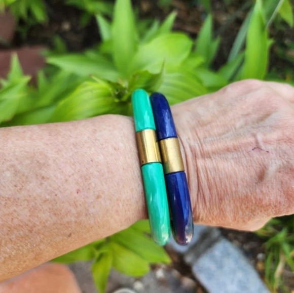 Vintage Oval Shape Modernist Bangles - Picture 2 of 6